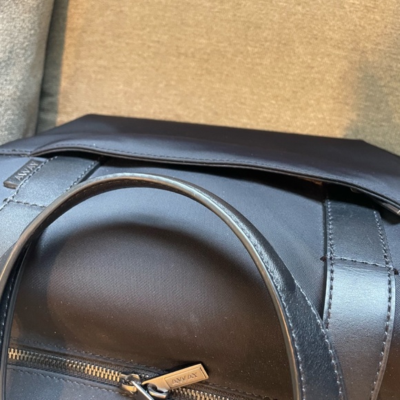 Everywhere Tote in Jet Black | Away Away The Everywhere Bag - Jet Black